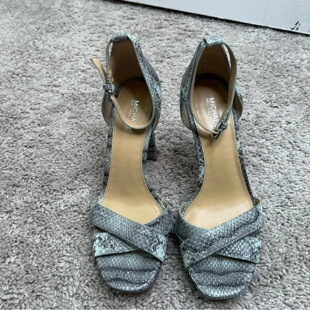 Micheal Kors strap heel. Size 71/2 color - Celadon #002